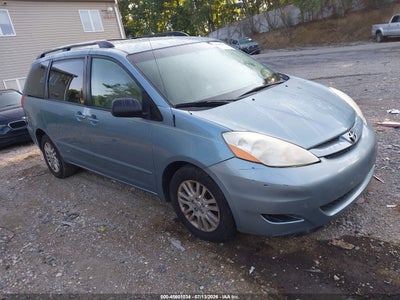 2008 TOYOTA SIENNA LE
