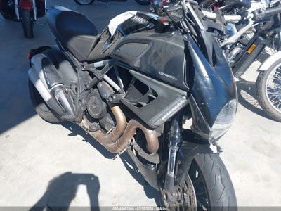 2012 DUCATI DIAVEL  