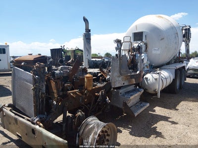 2004 KENWORTH CONSTRUCTION W900