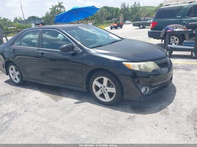 2012 TOYOTA CAMRY SE