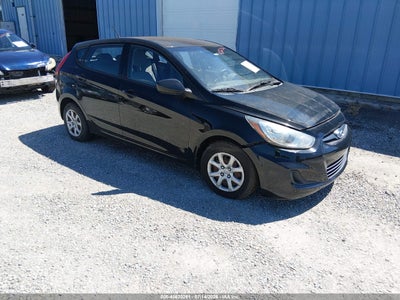 2013 HYUNDAI ACCENT GS