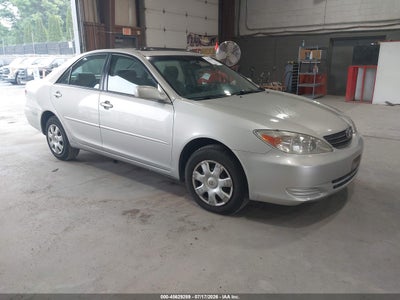 2004 TOYOTA CAMRY LE
