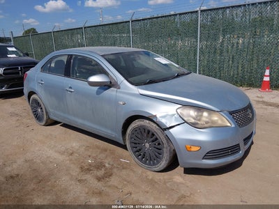 2012 SUZUKI KIZASHI SE
