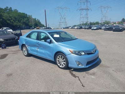 2013 TOYOTA CAMRY XLE