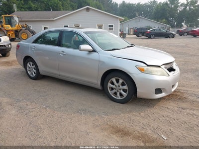2011 TOYOTA CAMRY LE