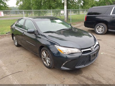 2017 TOYOTA CAMRY SE