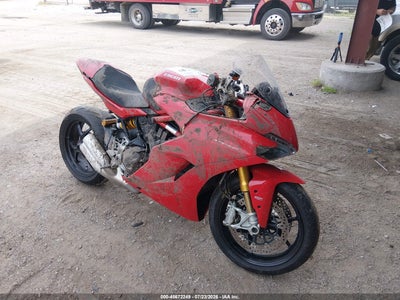 2020 DUCATI SUPERSPORT  