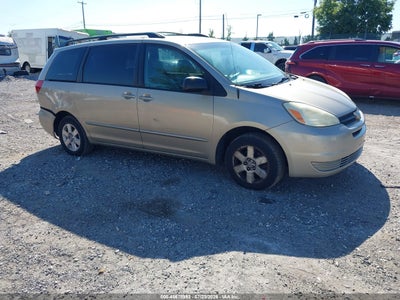 2004 TOYOTA SIENNA LE