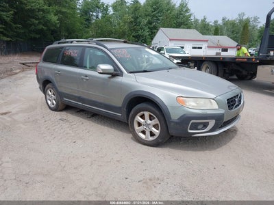 2008 VOLVO XC70 3.2