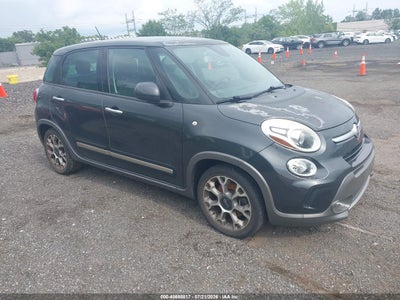 2014 FIAT 500L TREKKING