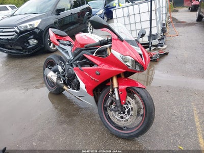 2016 TRIUMPH MOTORCYCLE DAYTONA 675