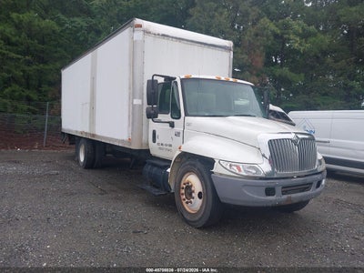 2005 INTERNATIONAL 4000 4300
